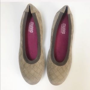 Munro | light tan slip on quilted shoes